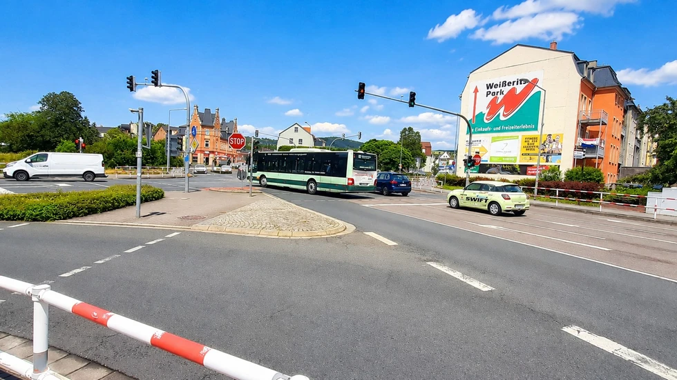 Dresdner Straße/Hüttenstraße