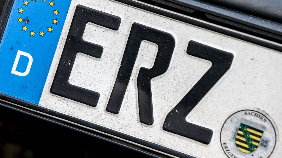 Das ERZ-Kennzeichen bleibt im Landkreis am beliebtesten. Das ERZ-Kennzeichen bleibt im Landkreis am beliebtesten.