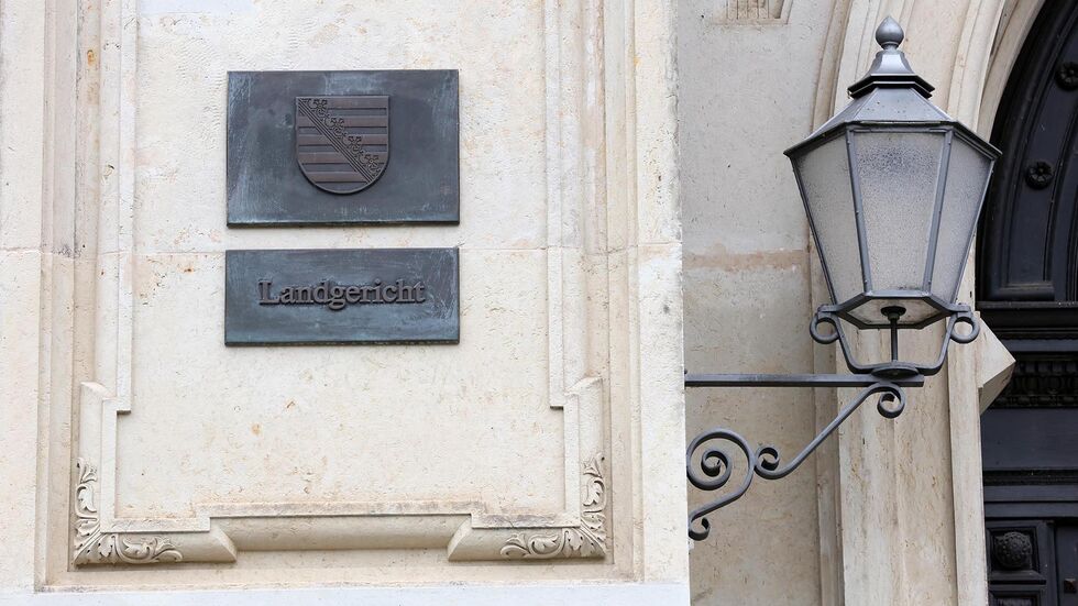 Eingangsportal des Landgerichtes 