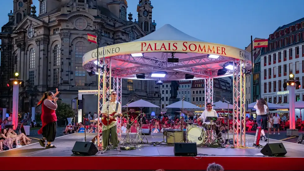 Der Palais Sommer startete an der Frauenkirche 