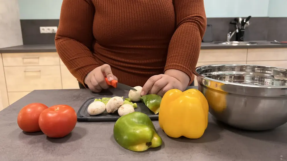 Gesunde Ernährung hilft im Kampf gegen Adipositas. Gesunde Ernährung hilft im Kampf gegen Adipositas.
