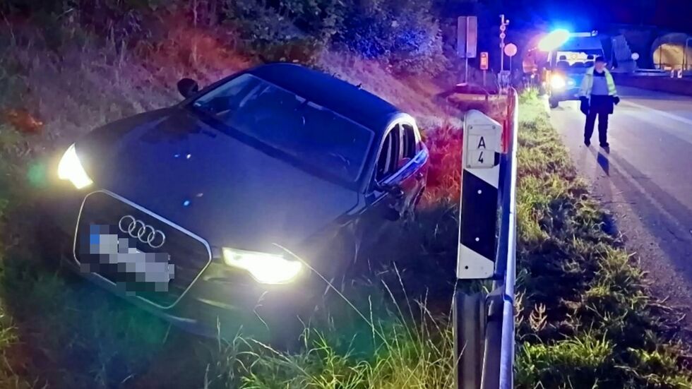 Kurz nach dem Tunnel Königshainer Berge bei Kodersdorf endete die Verfolgungsjagd mit einem Unfall. 