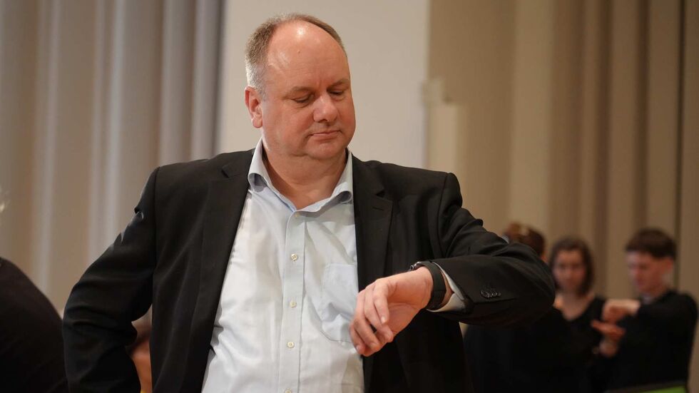 Wann geht der nächste Flieger? Der OB steht wegen seiner vielen Dienstreisen in der Kritik 