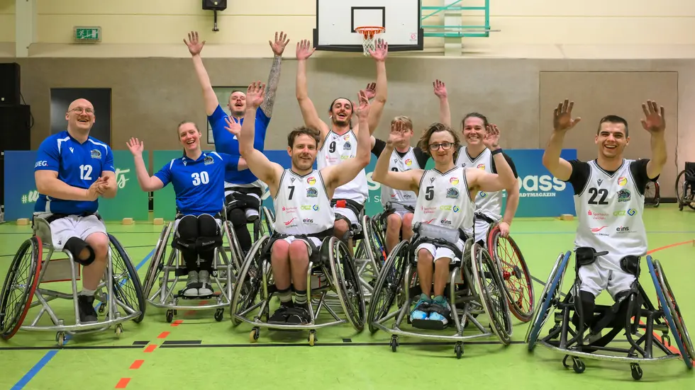 Die Zwickauer Rollstuhlbasketballer bleiben erstklassig.