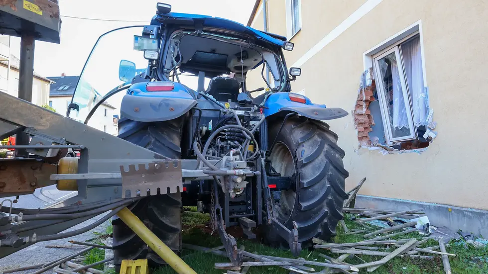 In der Hauswand klafft jetzt ein Loch.